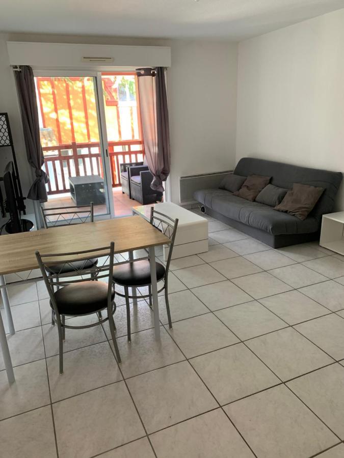 Appartement Equipe Tout Confort Cambo-les-Bains Bagian luar foto
